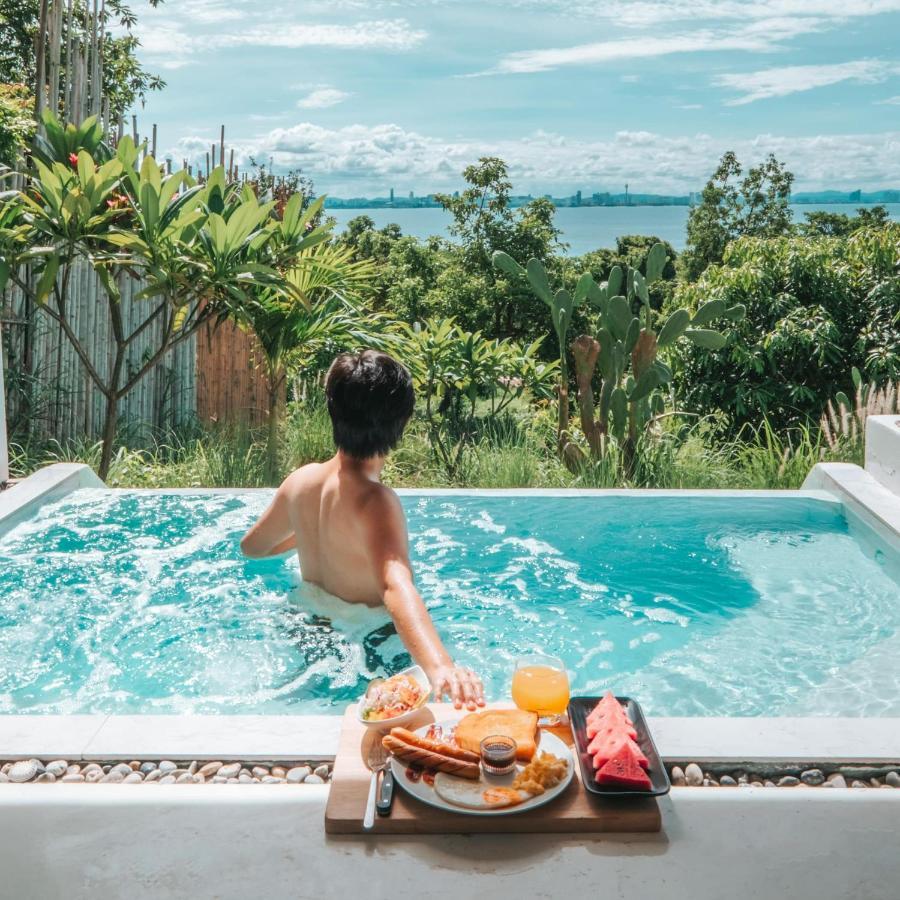 Myth Koh Larn Resort Bar And Bistro Kültér fotó